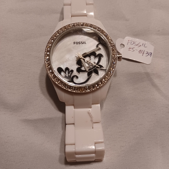 Ladies Fossil ES2439 watch - Picture 4 of 7